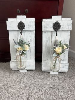 Rustic Wall Decor with Mason Jars