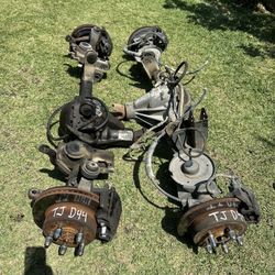 Jeep Wrangler TJ Oem Rubicon Dana 44 Axles 97-06 4.10 Gears Pair With Lockers 