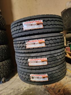295 75 22.5 TRACTION DRIVE COMMERCIAL TRUCK TIRES