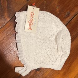 Brand New Cat & Jack Baby Bonnet 6-12 Months