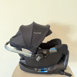 Nuna Pipa RX Car Seat W/ Accessories