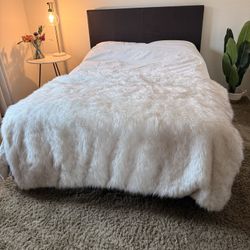 Full Size Bed Set (bed frame, mattress, and duvet)