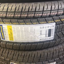 255/65/17 Goodyear Wrangler Territory HT
