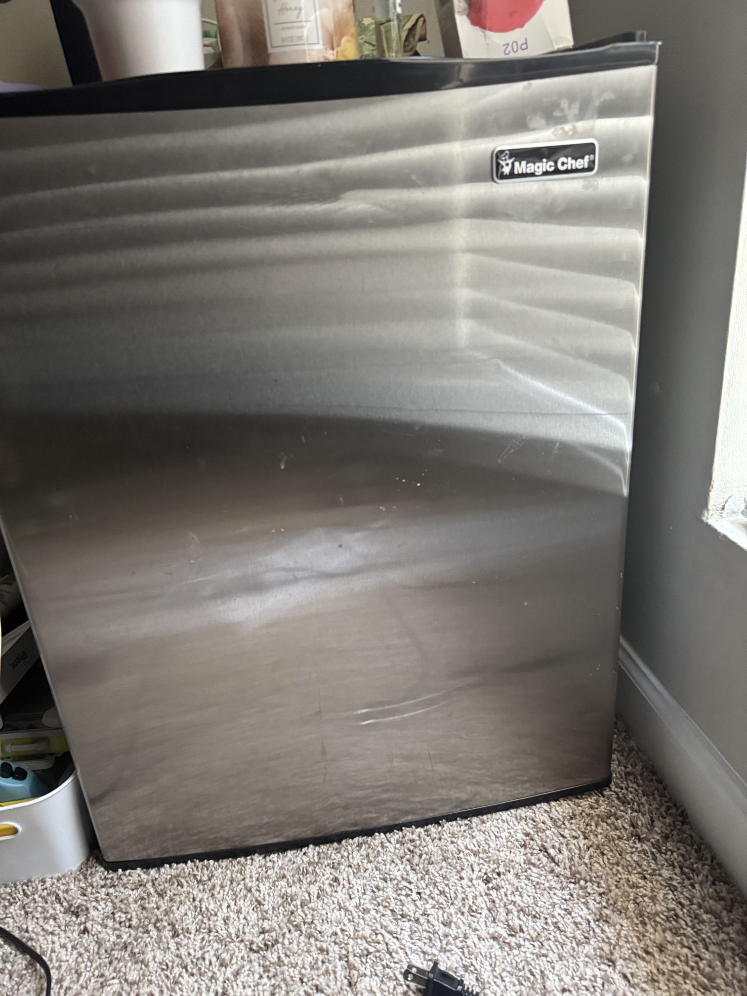 Magic Chef Mini Fridge