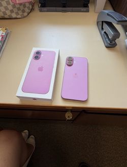 iPhone 16 pro fully unlocked (cash app only)