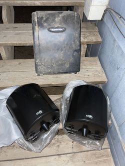 Paper Towel Dispenser