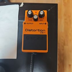 Boss Distortion DS-1