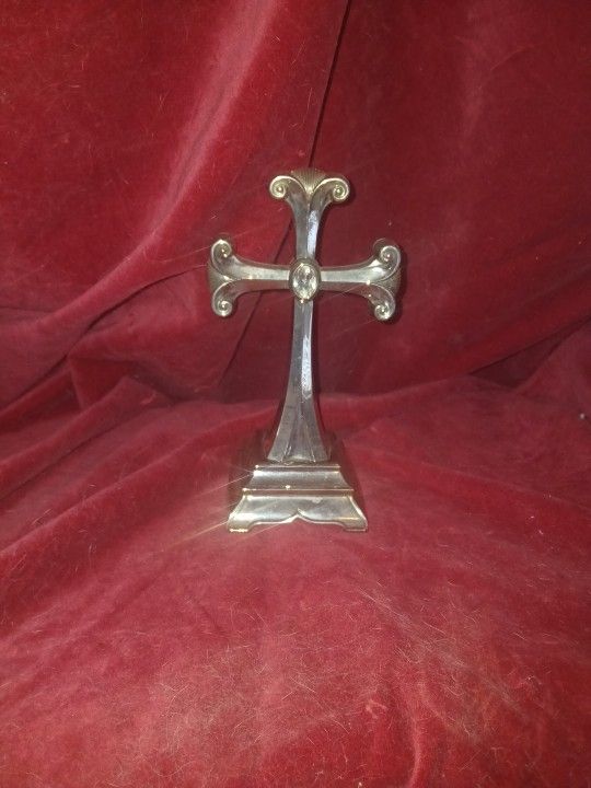 Lenox 8.5 Inch Sterling Silver Cross.
