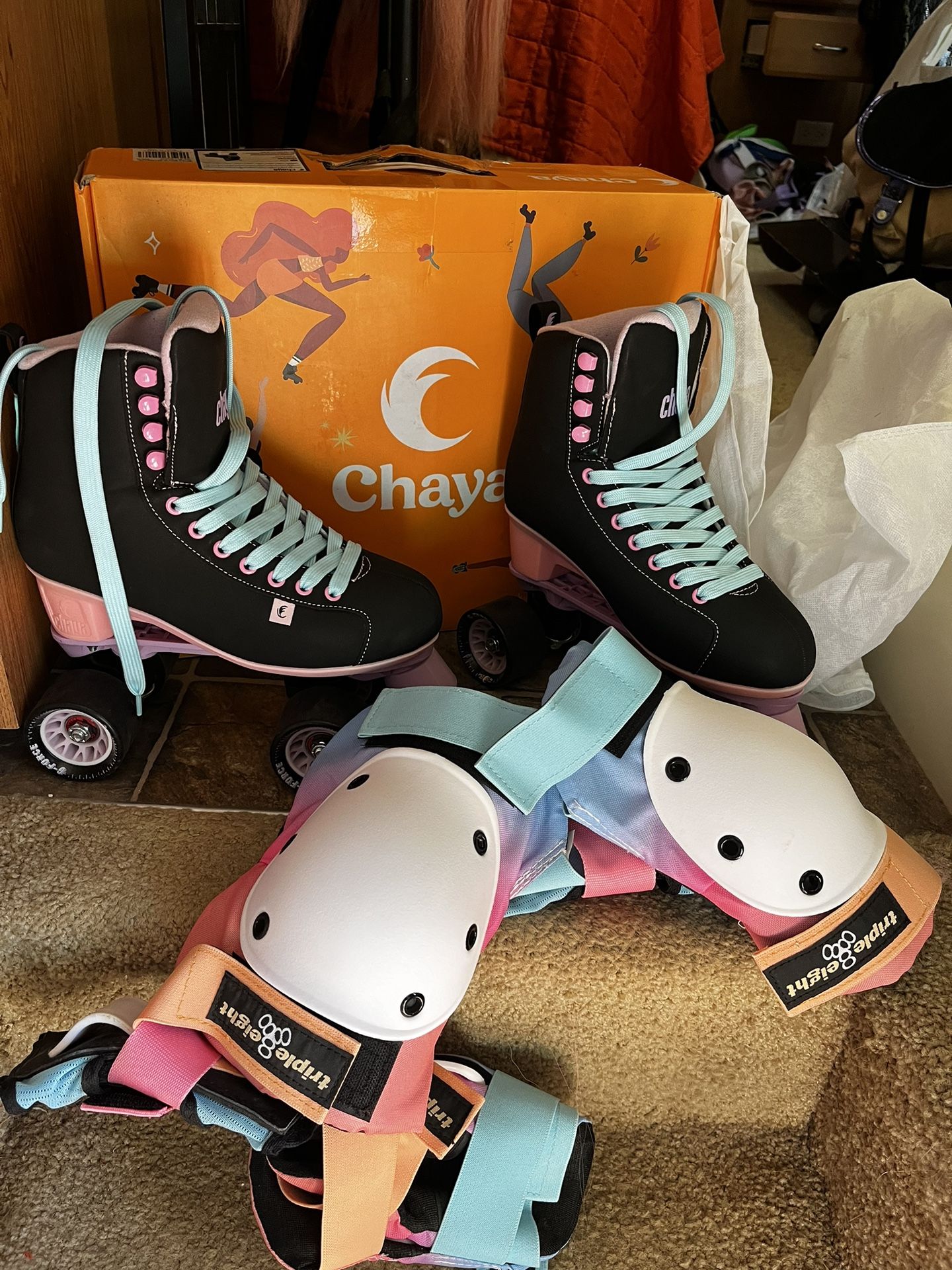 Women’s Roller Skates and Protection