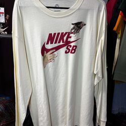 NWT NIKE SB MENS CITY OF LOVE LONG SLEEVE SHIRT Cream/white SIZE LARGE NEW