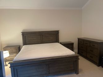 King Size Bedroom Set