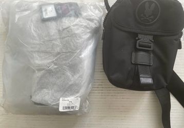 PSYCHO BUNNY CROSSBODY BAG BRAND NEW / NWT (LEFT)