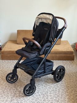 Nuna Mixx Caviar with Nuna Stroller organizer