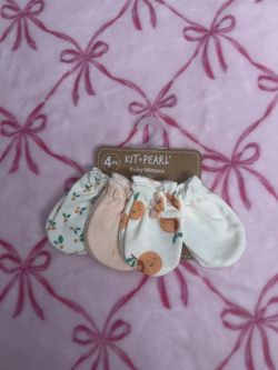 baby mittens