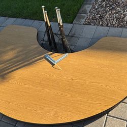 Horseshoe preschool Table