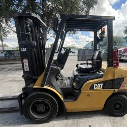 Caterpillar Diesel Forklift 2PD5000 For Sale 