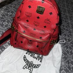 Red MCM visetos backpack small 