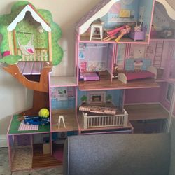 Barbie Doll House