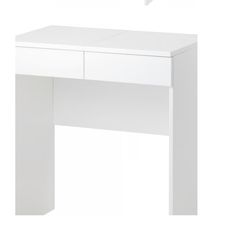 Makeup vanities & dressing tables