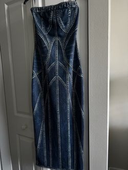 Her Bottari strapless dress