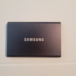 Samsung T7 Portable SSD - 2 TB

