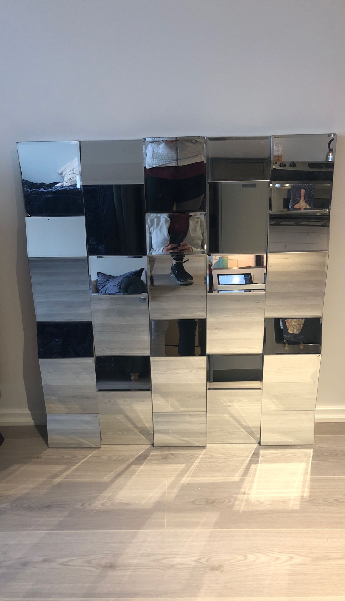 Cb2 mirror