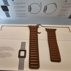 Apple Saddle Brown Leather Link 44mm