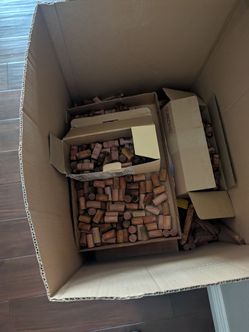 Vintage wooden Lincoln log set