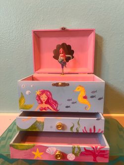 Jewelkeeper Mermaid Music Box