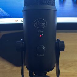 Blue Yeti Black Microphone  