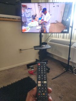 50 inch SANSUNG smart  TV ON WHEELS With remote