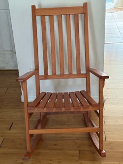 Rocking chair/Mecedora
