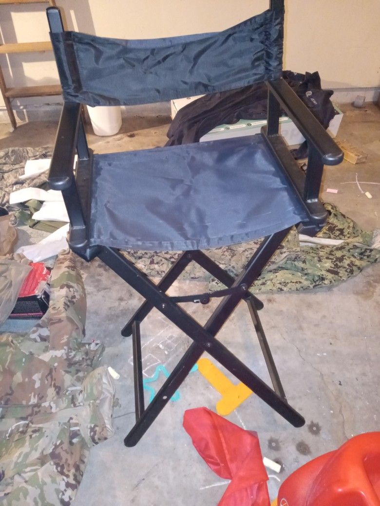 New  Director Chair [2  Available ]  