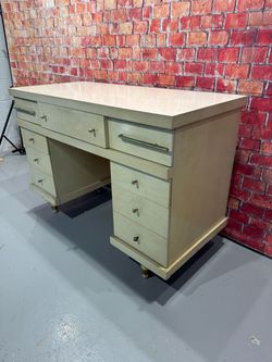 MCM Harmony House Desk - Free Delivery