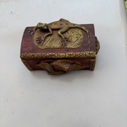 Beautiful Hand Carved Wood Trinket Box From Costa Rica 