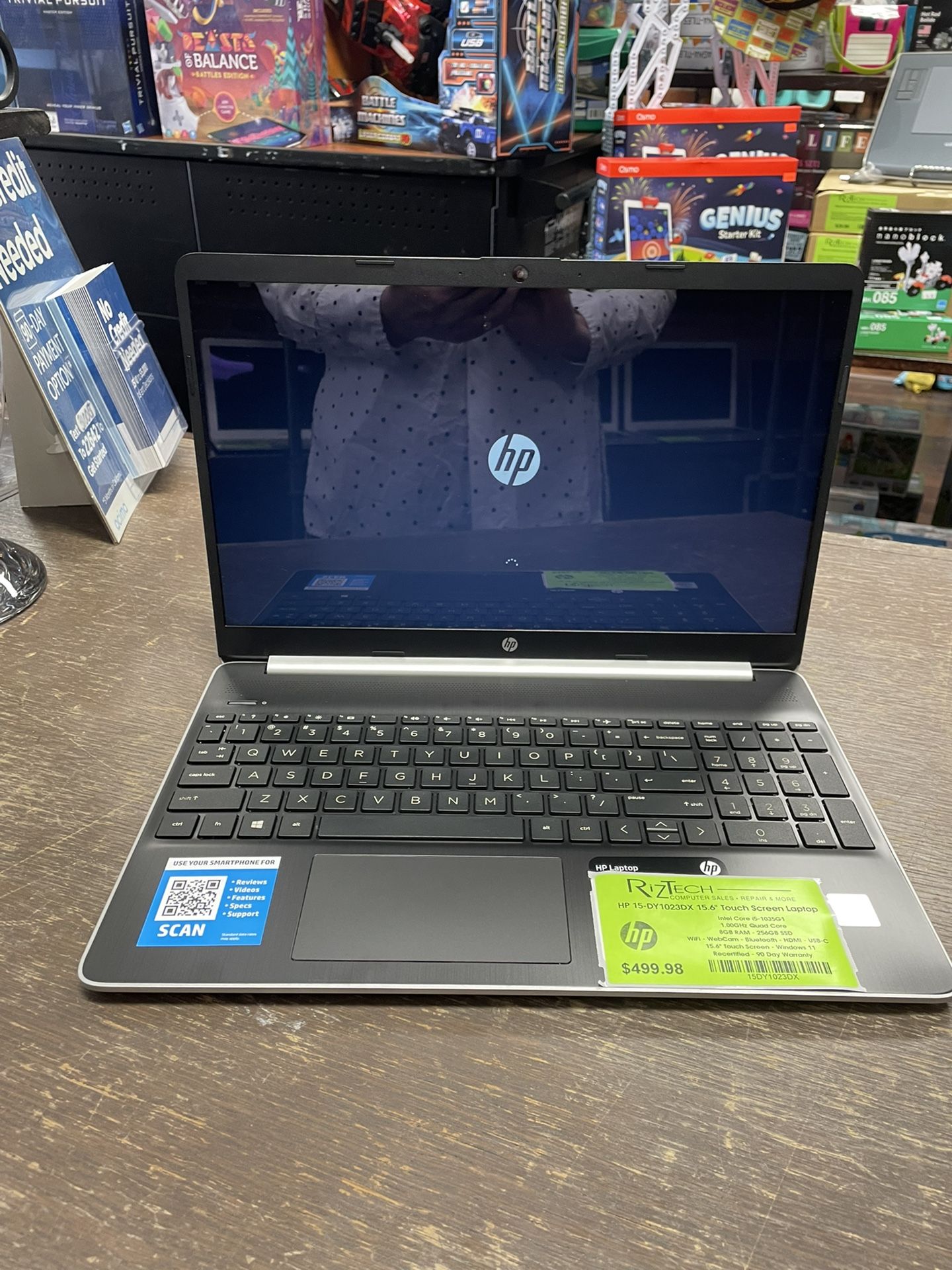 HP 15-DY1023DX Touchscreen Laptop 15.6” 10th Gen i5 Quad Core 8GB RAM 256GB SSD W11