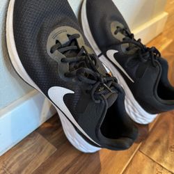 Nike Revolution 6 Next Nature 