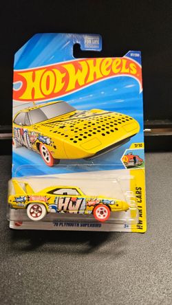 Hot Wheels 1970 Yellow Plymouth Superbird HW Art Cars  package slightly damaged in storage