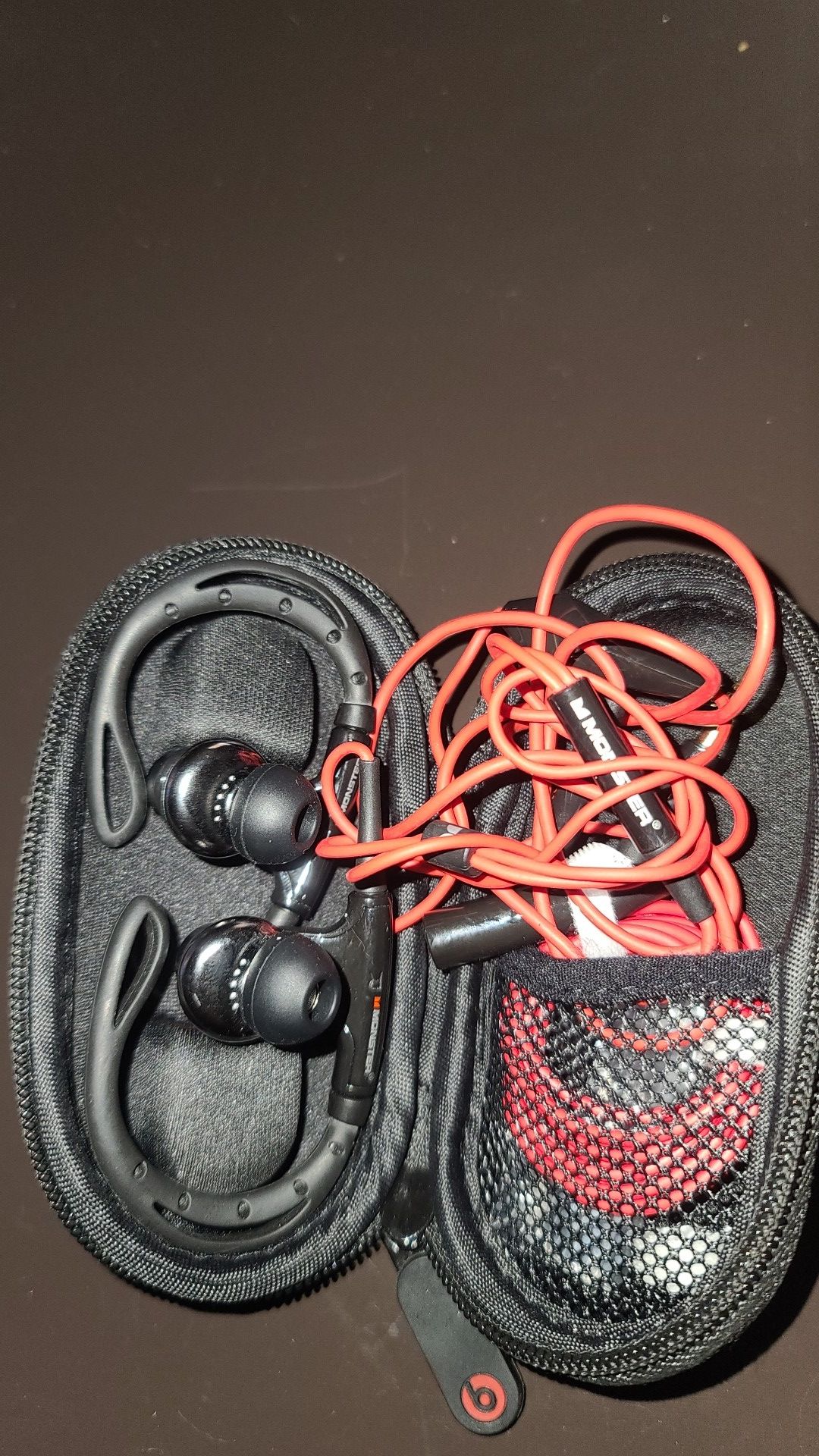 Beats wired earbuds