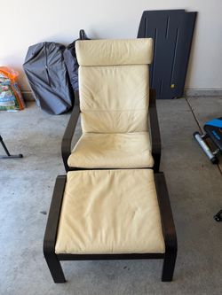 Bentwood leather lounge chair with an ottoman