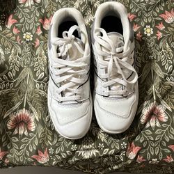 New Balance 550