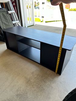 Entertainment center