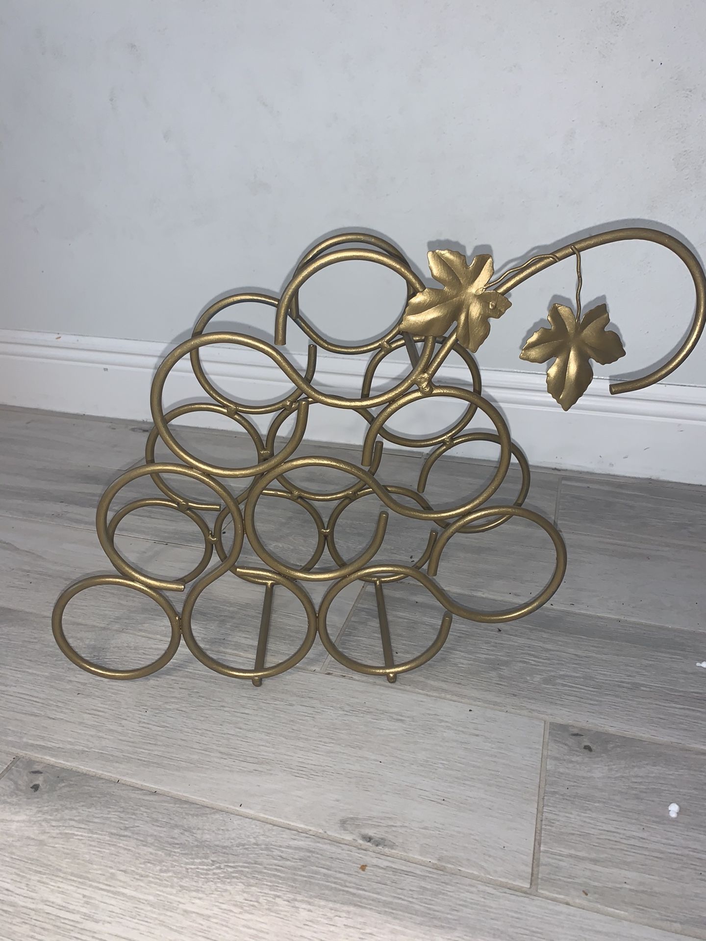 GOLD WINE RACK 9 BOTTLE HOLDER