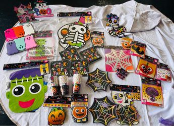 #2 Halloween Party Decor Event lots of accessories