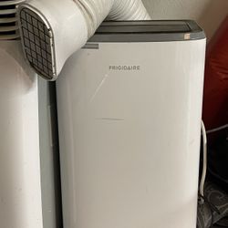 Frigidaire-3-1 Portable Room Air Conditioner 
