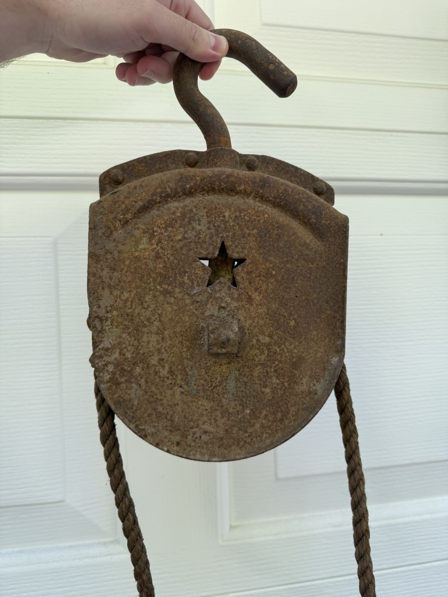 Antique Star Line Barn Pulley