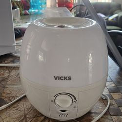 Vics Humidifier