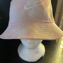 Nike Bucket Hat