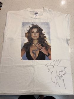 Autographed Gloria Trevi Graphic T-Shirt - Size Large