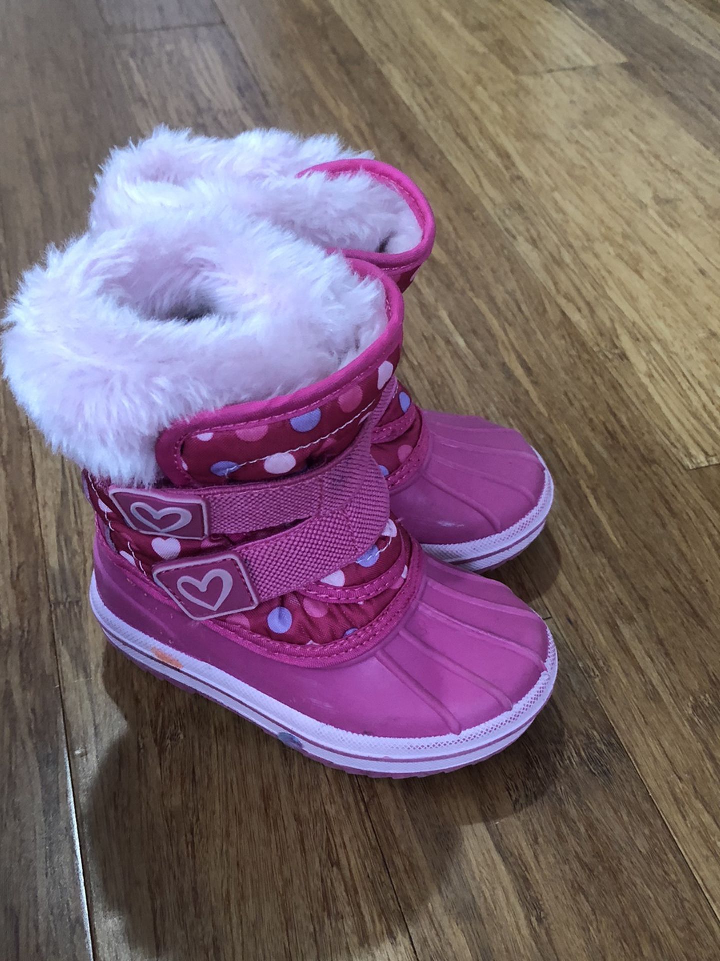 Young Girls 5/6 Snow boots